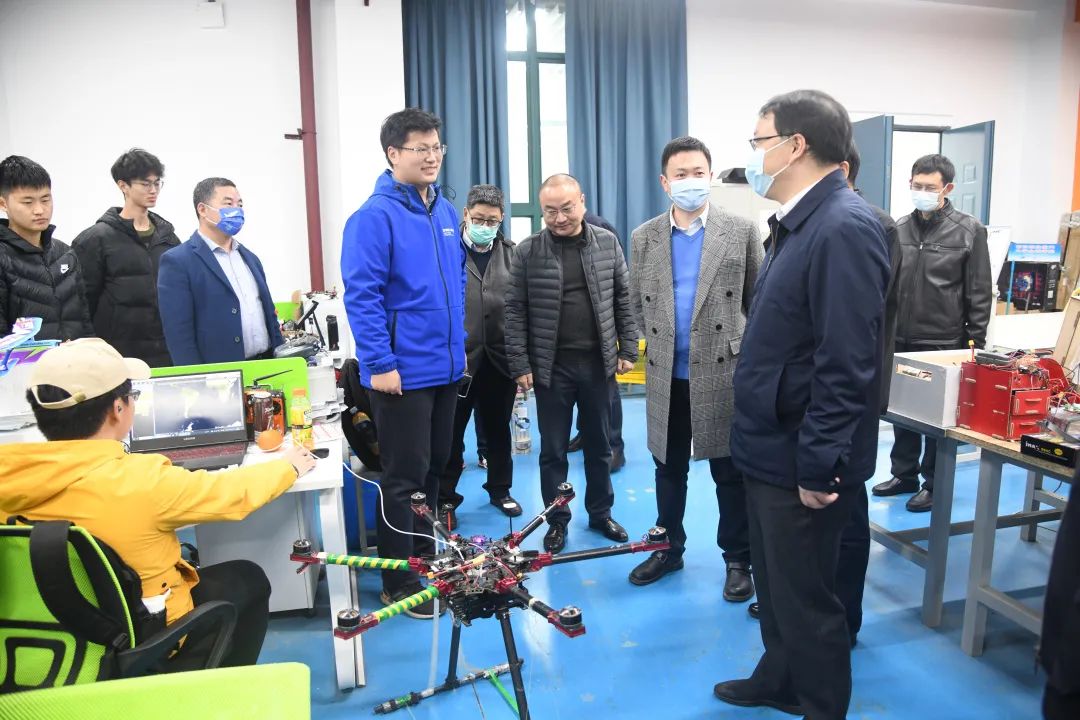 南京市政府副秘书长市空指办专职副主任蓝军一行到南京航空航天大学