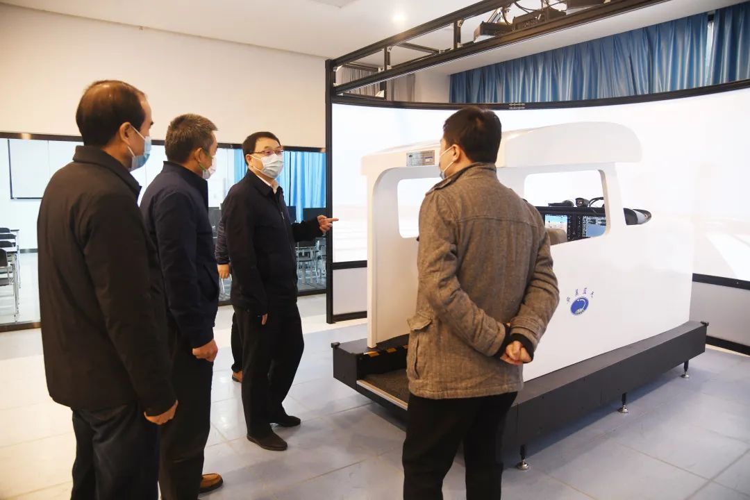 南京市政府副秘书长市空指办专职副主任蓝军一行到南京航空航天大学